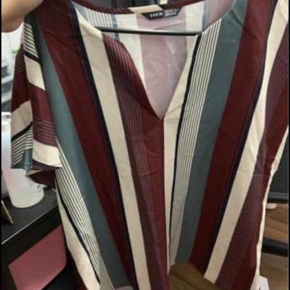 Shirts n tops - Picture 4 of 9